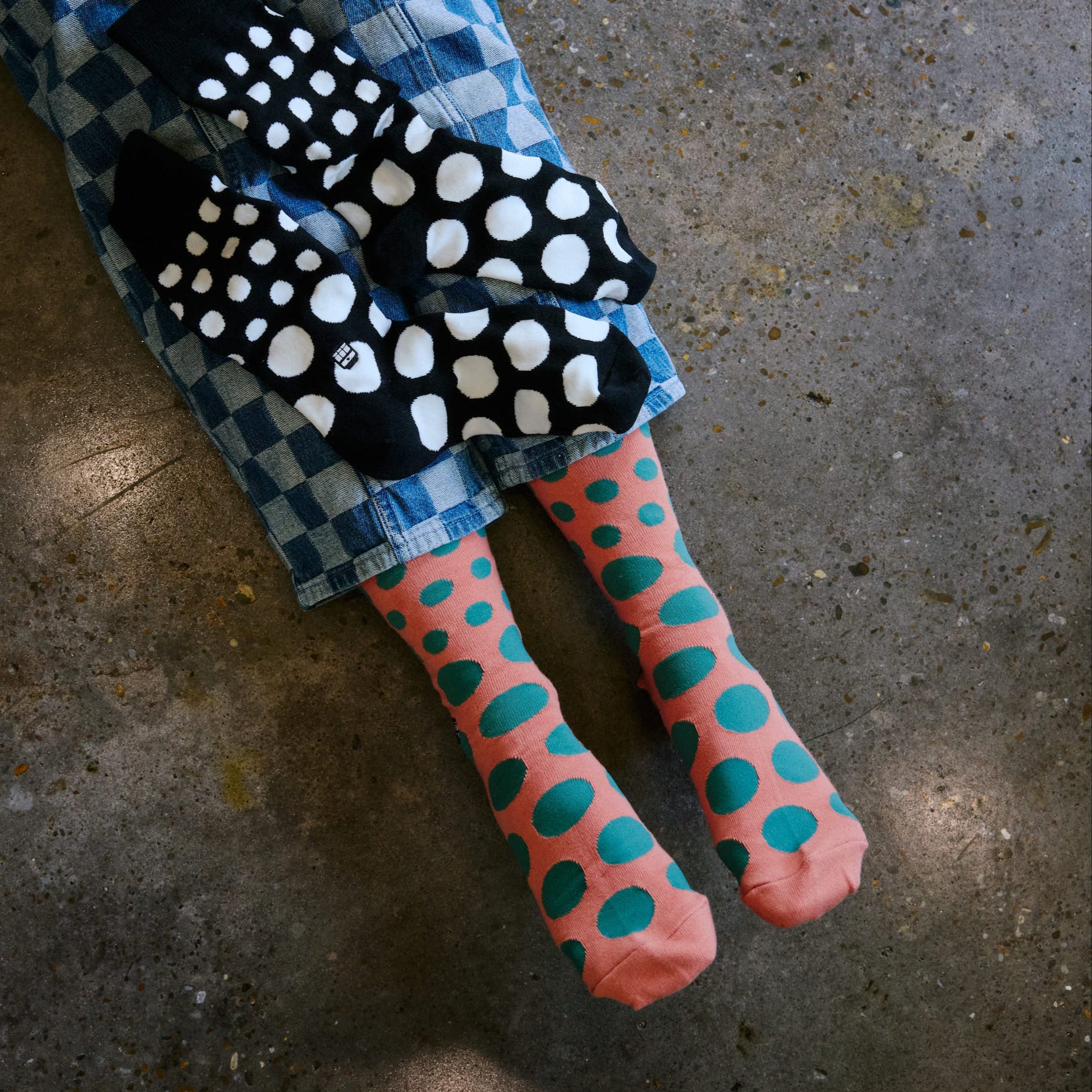 Polka Dots Black White