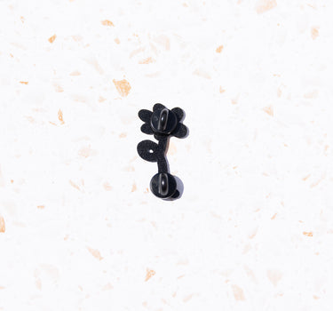 Giving Good Daisy Enamel Pin